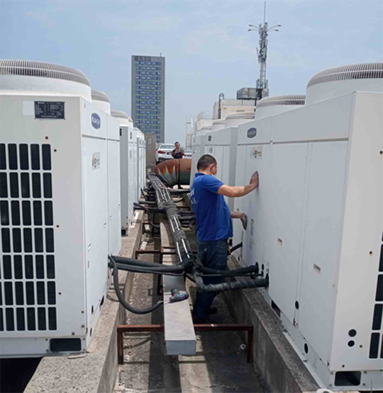 察哈尔右翼中中央空调制热和不制冷系统维修方法